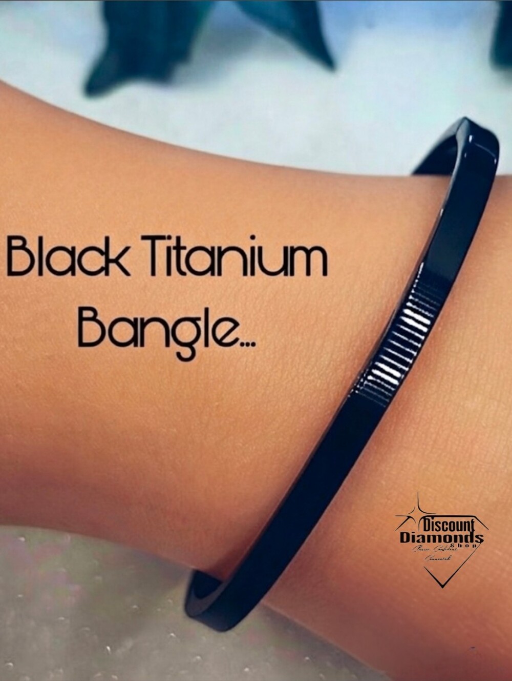 Titanium Steel 18K Black Gold Hinged Bangle Bracelet